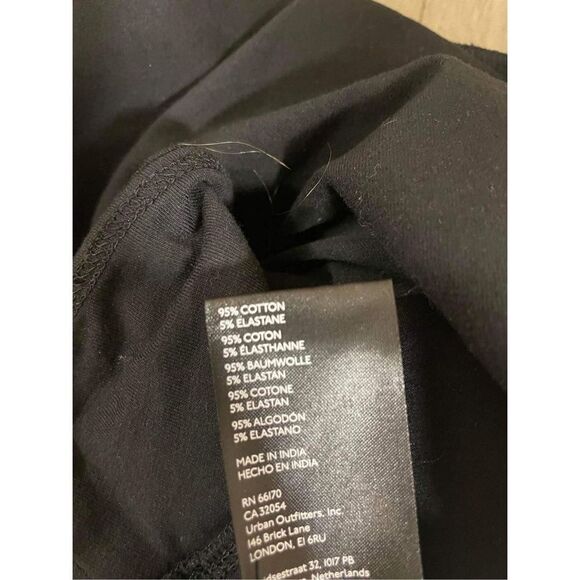 New Urban  Outfitters UO Leon Fruit Biker Shorts Size M - Picture 7 of 9